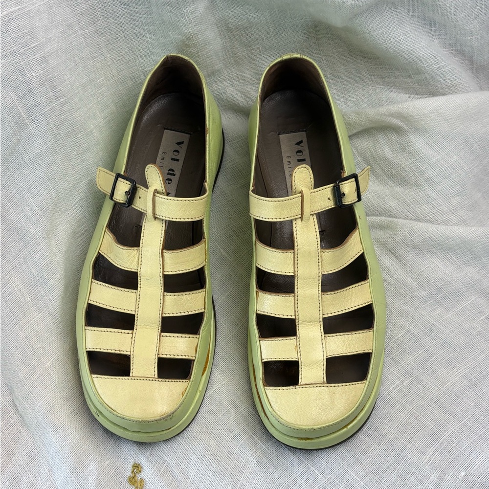 Eu 38 Vol du Nuit French MaryJane / Fisherman Strap style shoes on low platform